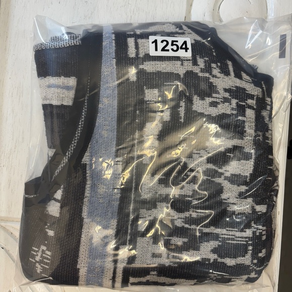 Nic + Zoe Knit Abstract Patterned Sleeveless Dress - Black blue midi - Picture 6 of 6